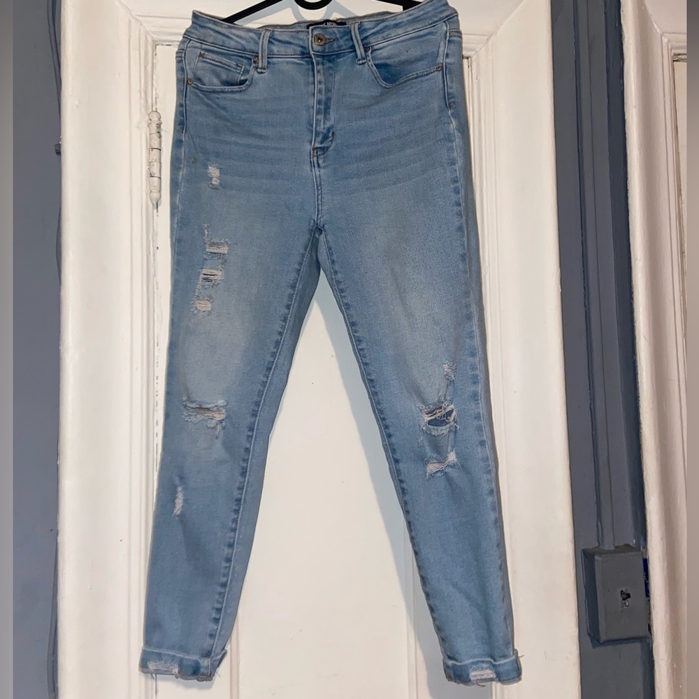 Wax Jeans Light Wash Size 9 Ripped Jeans